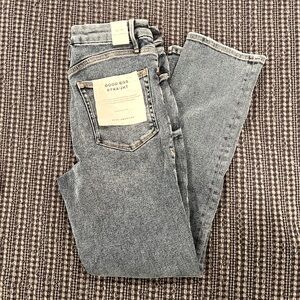 NWT Good American Straight Jeans